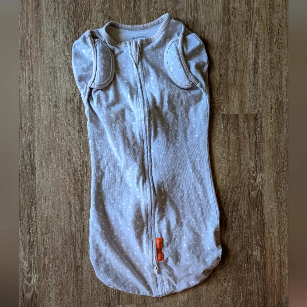 2/$10 Swaddle me transition sleep pod - Picture 1 of 6